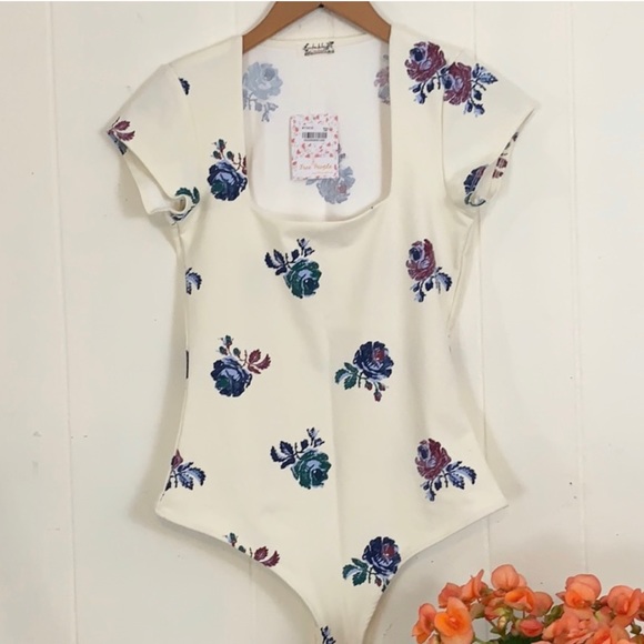 FREE PEOPLE | Ivory Floral Bodysuit - Picture 3 of 7